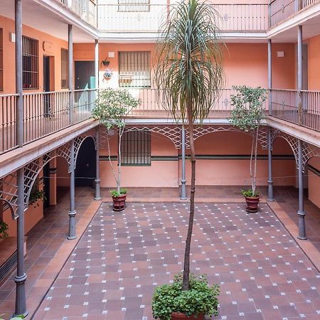 Alohamundi Arjona II Apartment Севиля Екстериор снимка